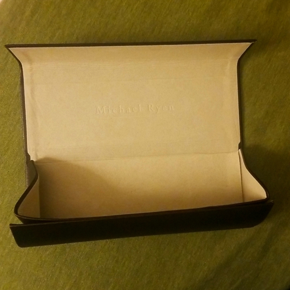 MICHAEL RYEN Eyewear Case